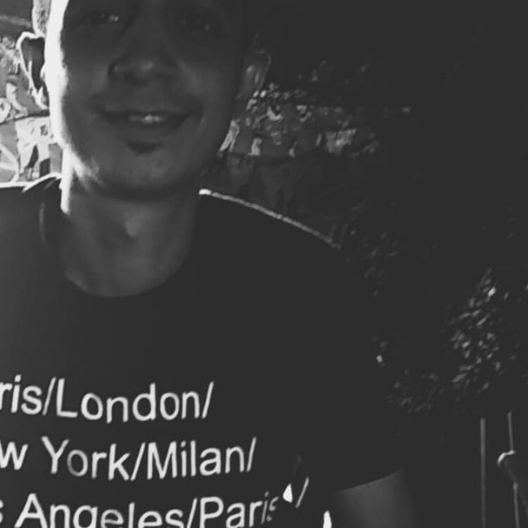Foto de perfil de Nader
