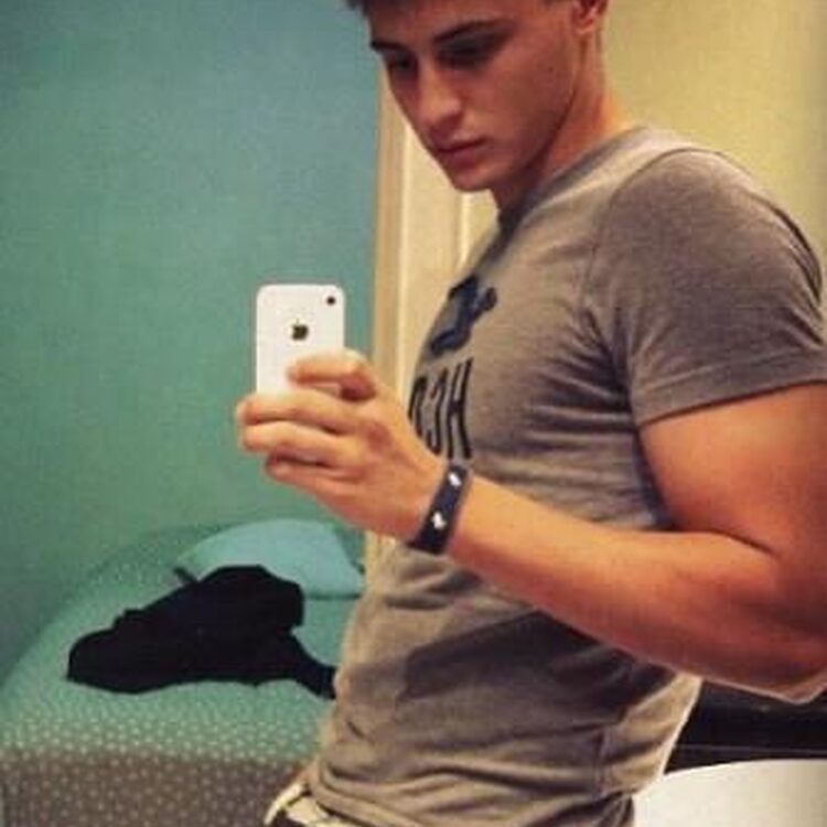 Foto de perfil de James