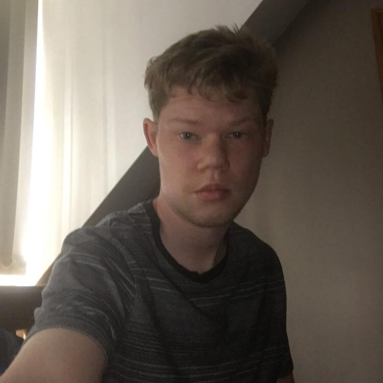 Foto de perfil de Adam463